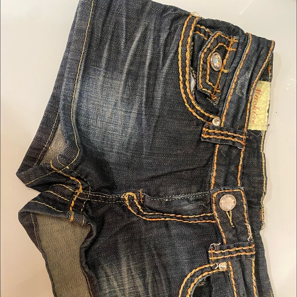 MACHINE Nouvelle Mode Jean Shorts - Picture 2 of 4